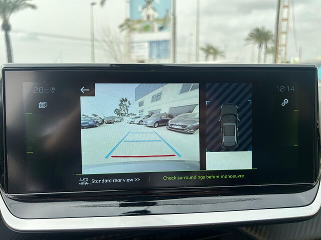 PEUGEOT 2008 ALLURE 1.2 E-THP AUTO SPANISH LHD IN SPAIN 28000 MILES SUPER 2022